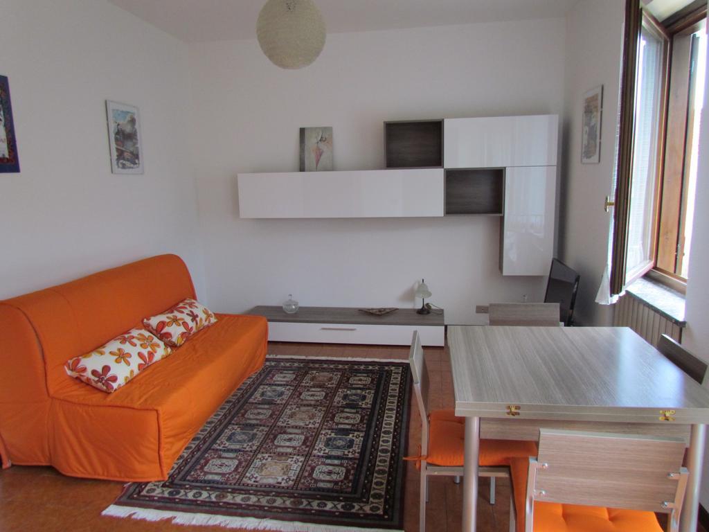 Appartamento Bilocale Dante Stresa Room photo